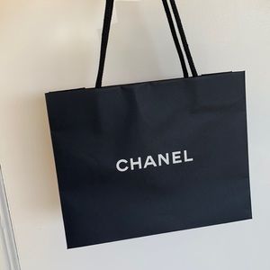 Chanel shopping bag